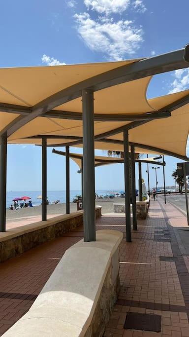 Apartamento En Playa Carvajal 丰希罗拉 外观 照片
